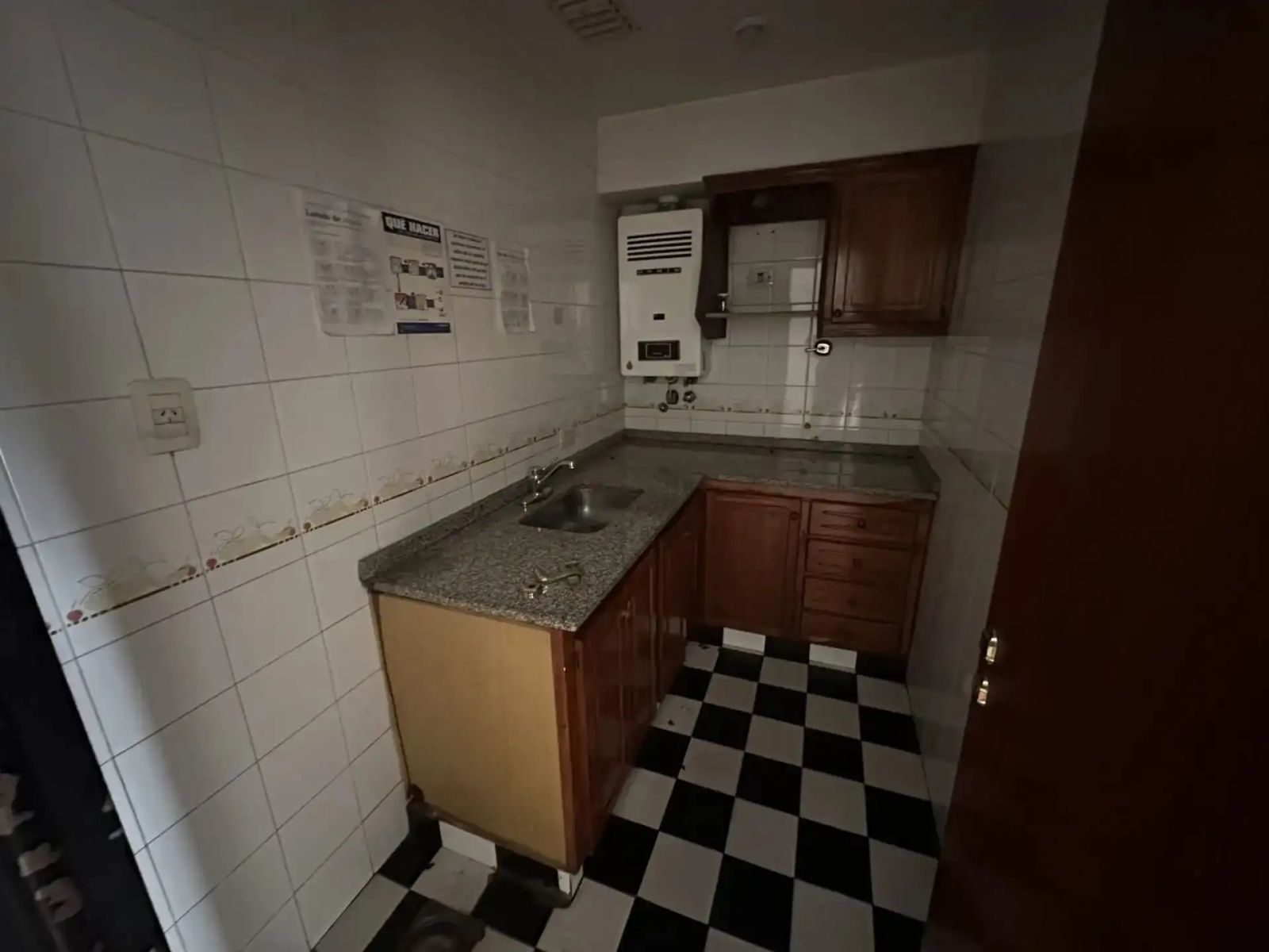 LOCAL 136 M2 IMPECABLE CENTRO COMERCIAL LINIERS - 8