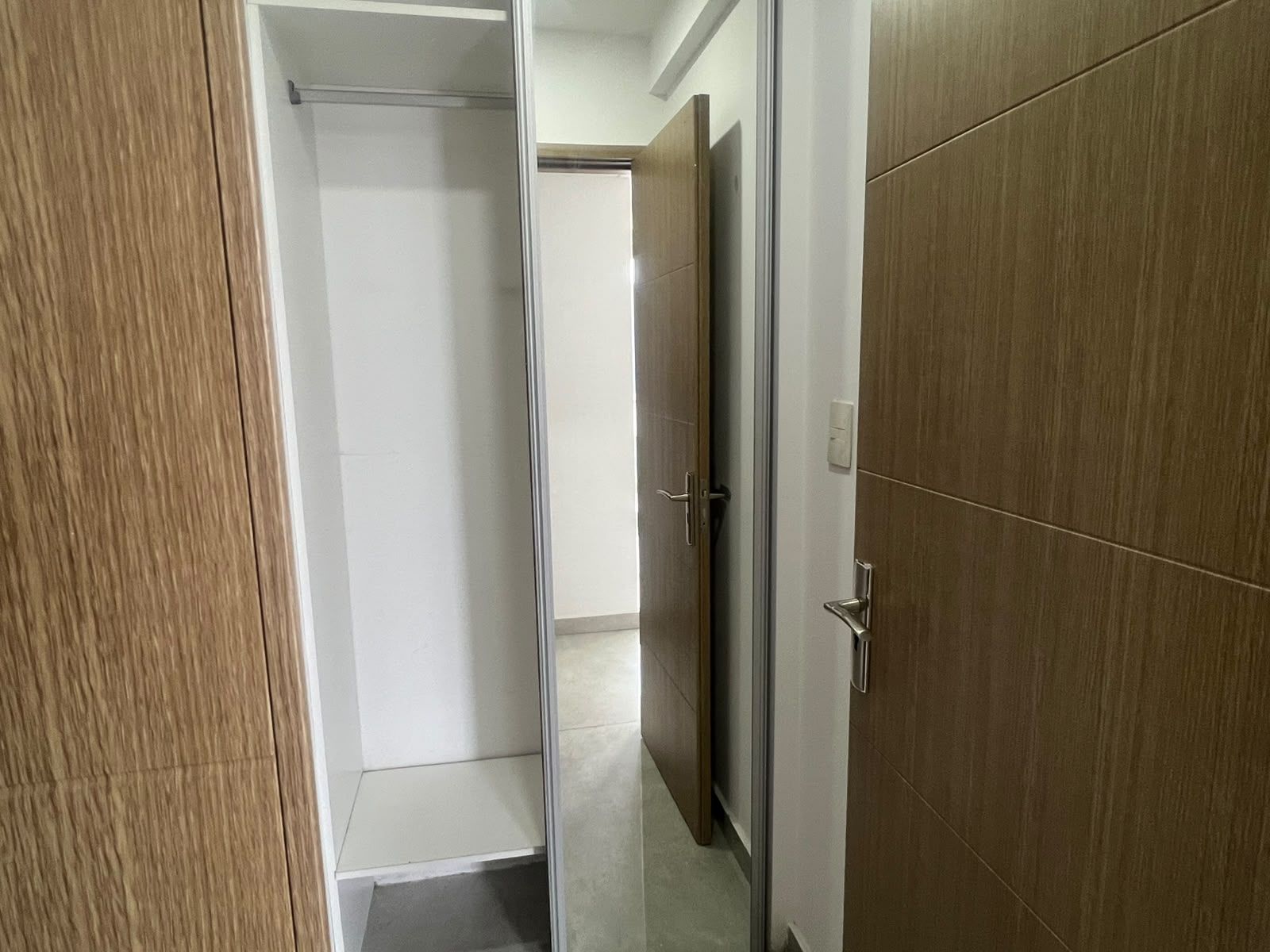 4 ambientes , 3 hab ,3 baños , cocina y lav ind, piscina ,cocheraybaulera — foto 2