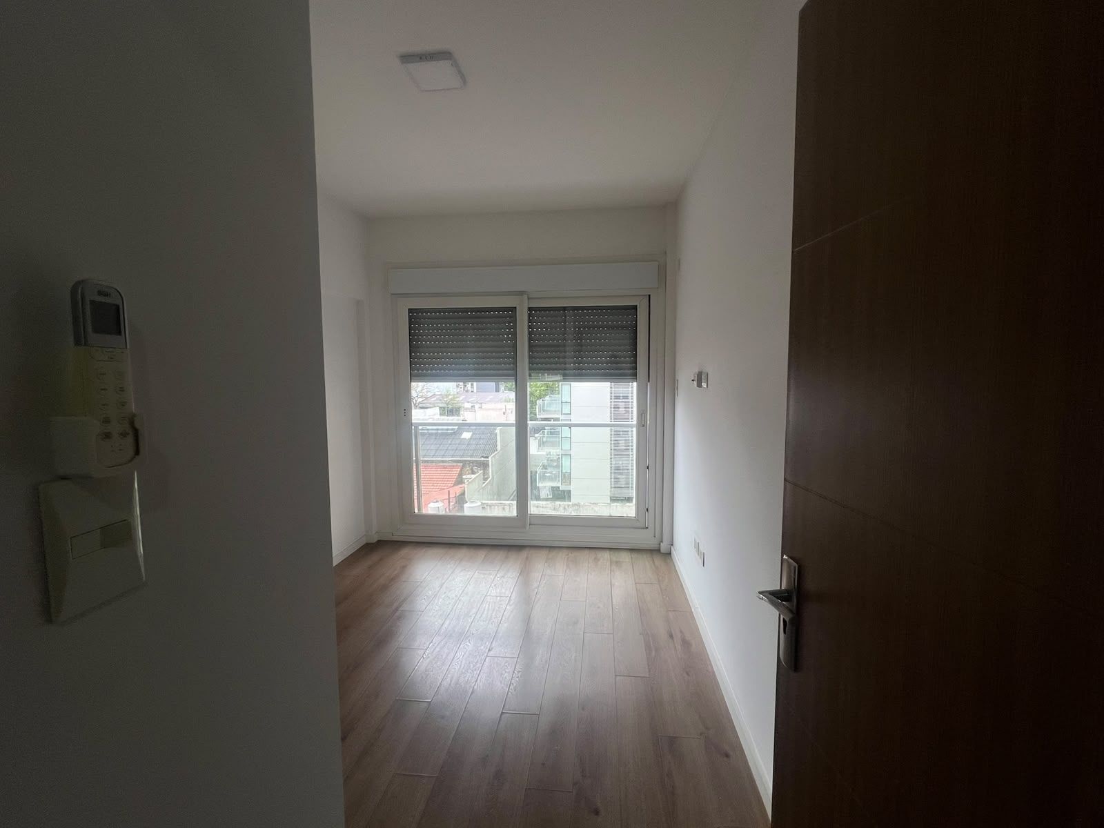 4 ambientes , 3 hab ,3 baños , cocina y lav ind, piscina ,cocheraybaulera — foto 7