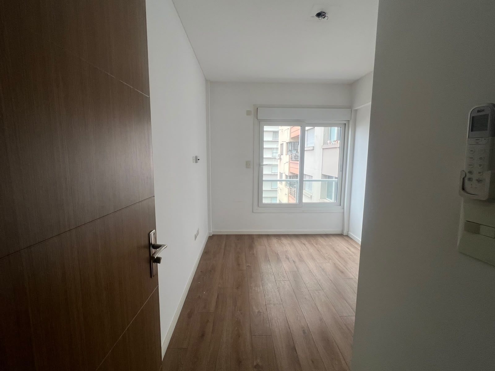 4 ambientes , 3 hab ,3 baños , cocina y lav ind, piscina ,cocheraybaulera — foto 9