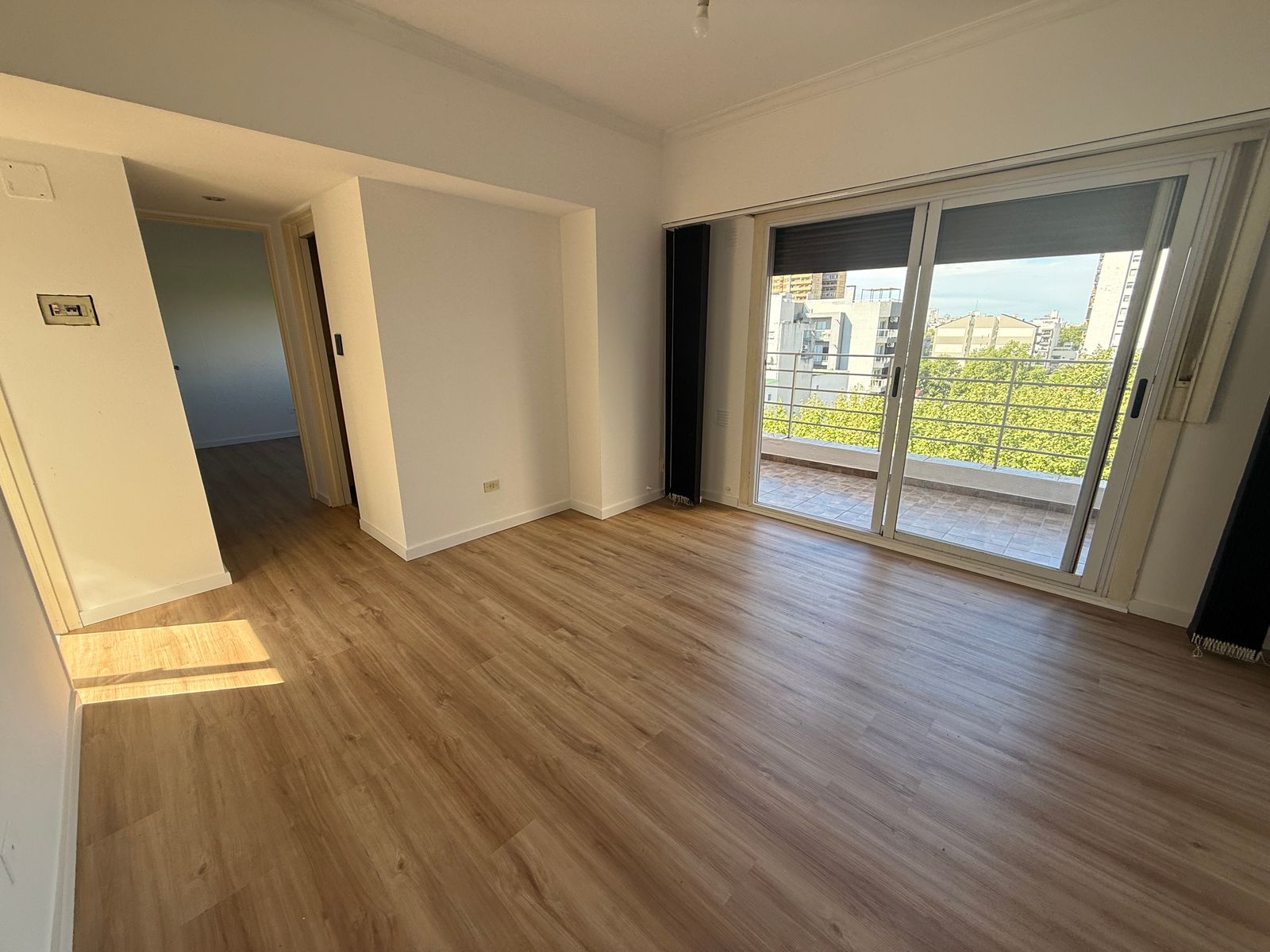 2 AMB CON COCHERA CUBIERTA, COCINA IND, GRAN BALCON AL FRENTE , A NUEVO - 9