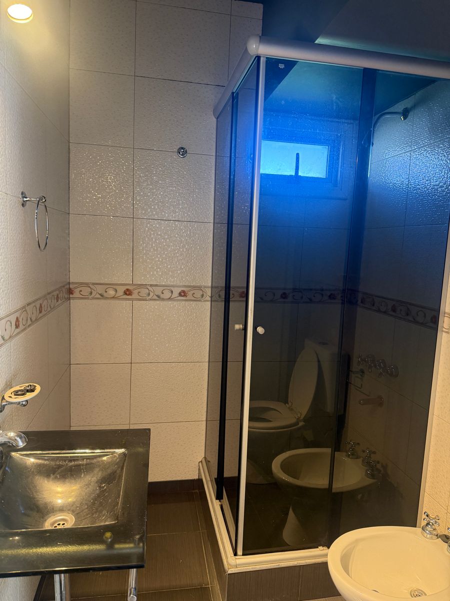 2 AMB CON COCHERA CUBIERTA, COCINA IND, GRAN BALCON AL FRENTE , A NUEVO - 20