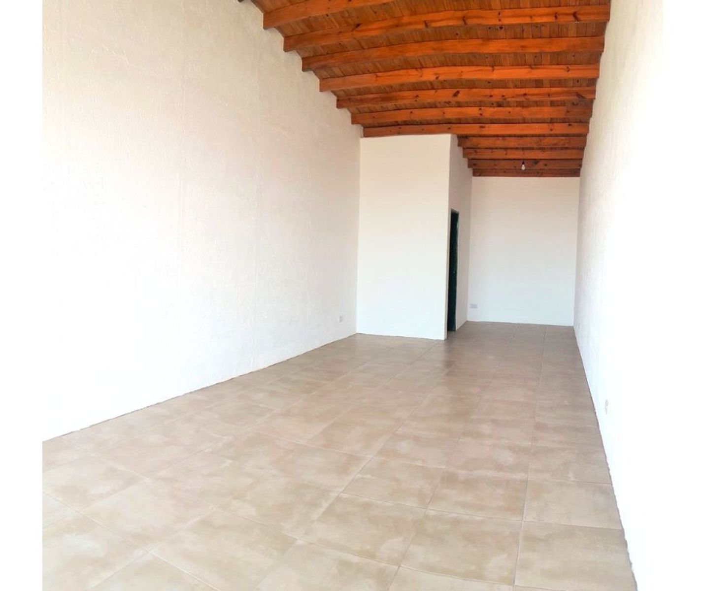 LOCAL COMERCIAL EN AVENIDA - VILLA DE MERLO SAN LUIS - EN ALQUILER - 2