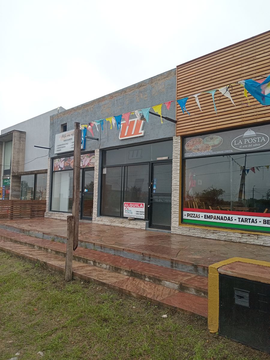 LOCAL COMERCIAL EN AVENIDA - VILLA DE MERLO SAN LUIS - EN ALQUILER - 3