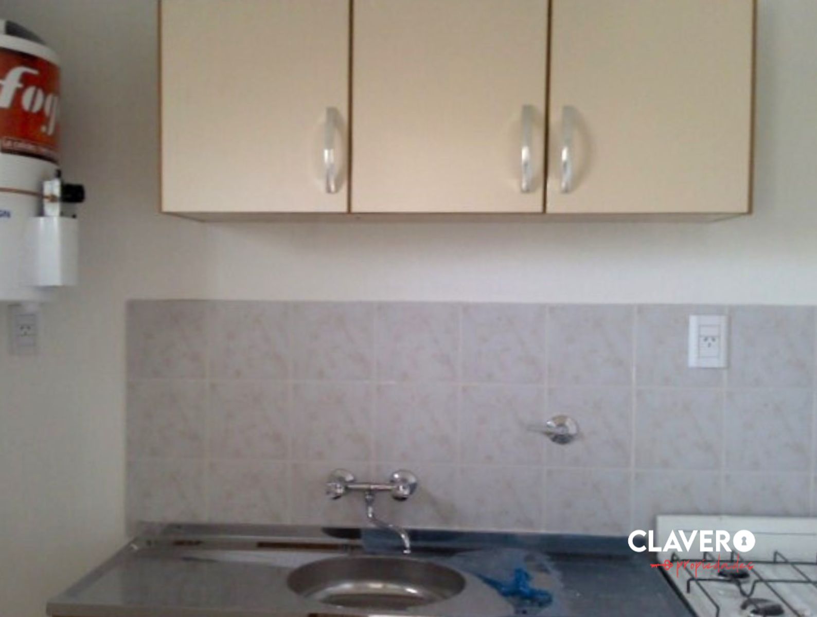 Monoambiente + cochERA en Don Bosco 490, Santa Rosa. — foto 3