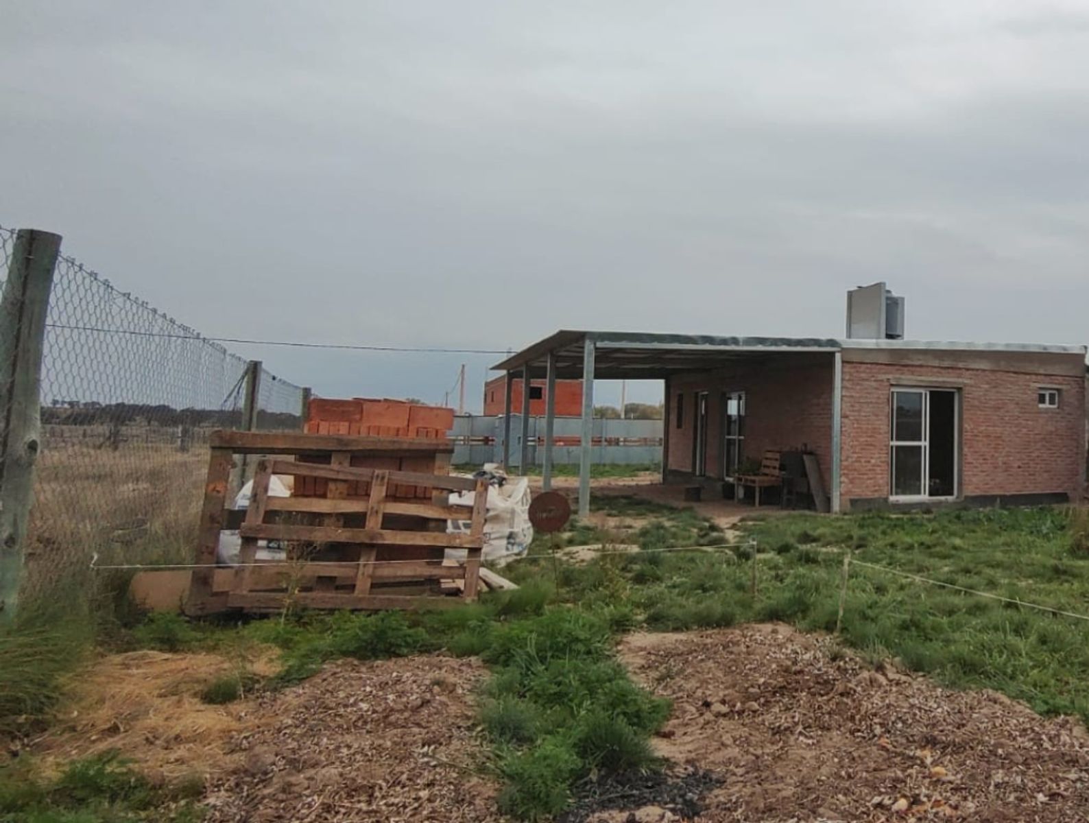 Se Vende:Terreno + Construccion + Servicios Oportunidad Única: Terreno+ Construcción + Servicios - USD 43.000 — foto 3
