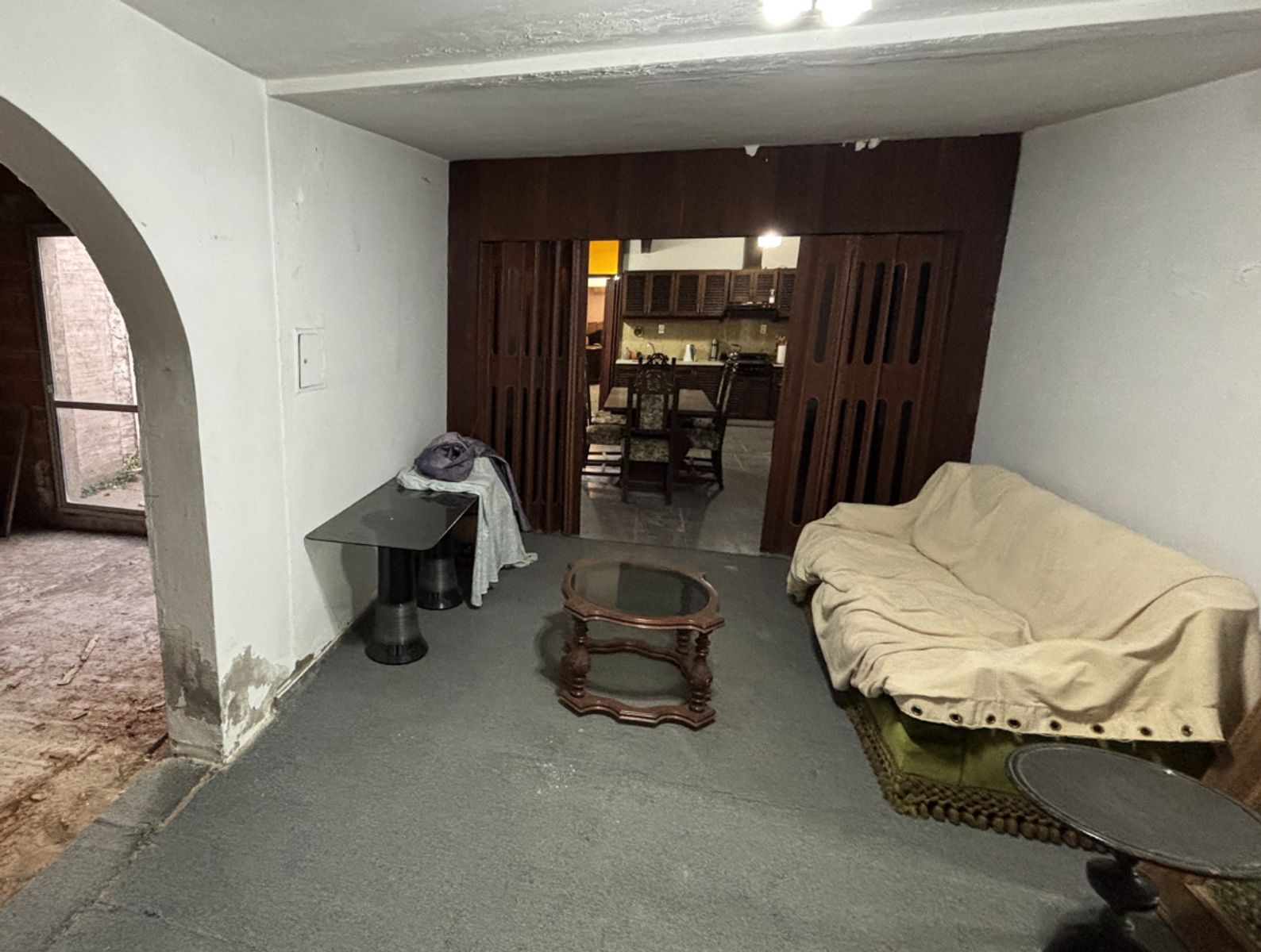 Casa amplia de 3 habitaciones - 2
