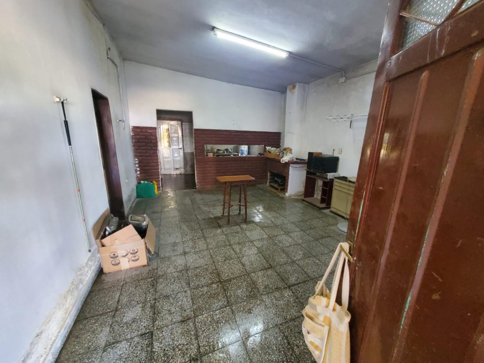 PROPIEDAD A RECICLAR EN EXCELENTE UBICACION - CENTRO PLOTTIER FRENTE A YPF EL TRIANGULO. — foto 6