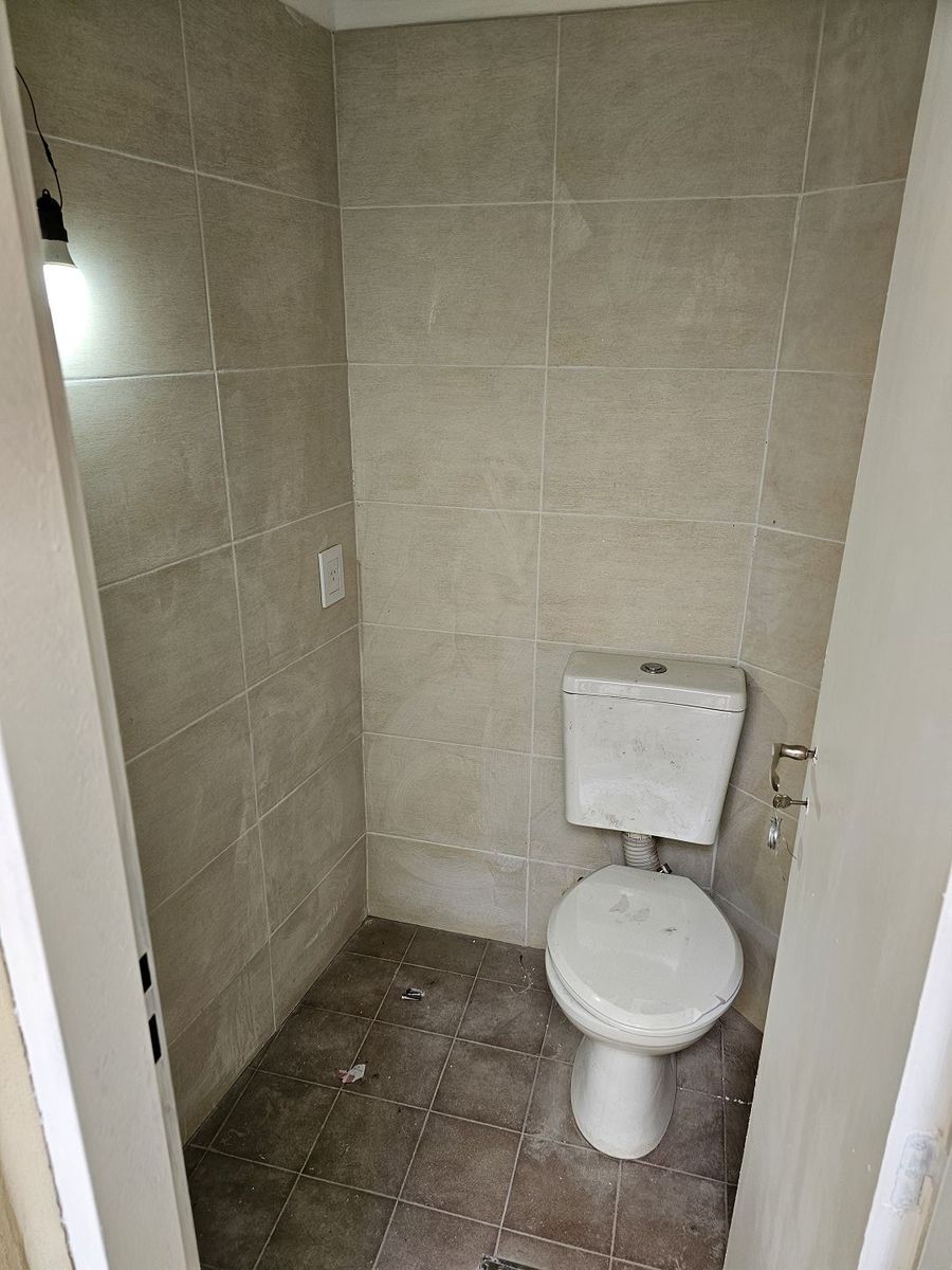 Refaccionada a Nuevo Casa sobre lote propio 8.66x16 3 Ambientes con Garage Terraza y Patio - 17