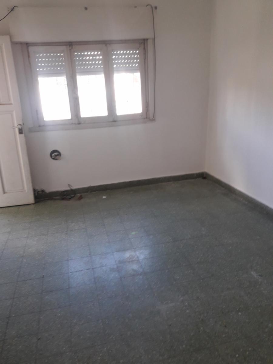 Casa 3 amb con jardín y entrada varios autos - Villa Ballester — foto 3
