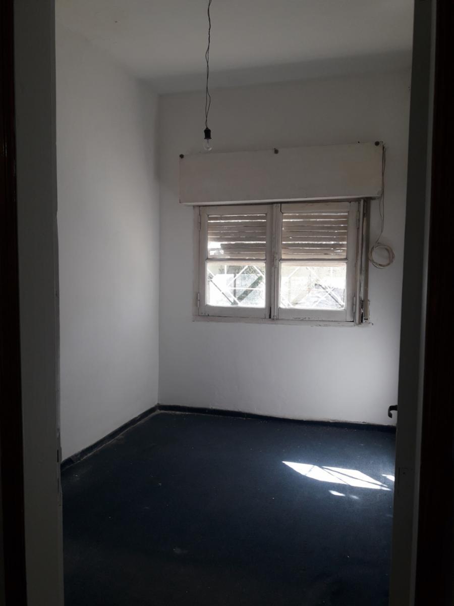 Casa 3 amb con jardín y entrada varios autos - Villa Ballester — foto 9