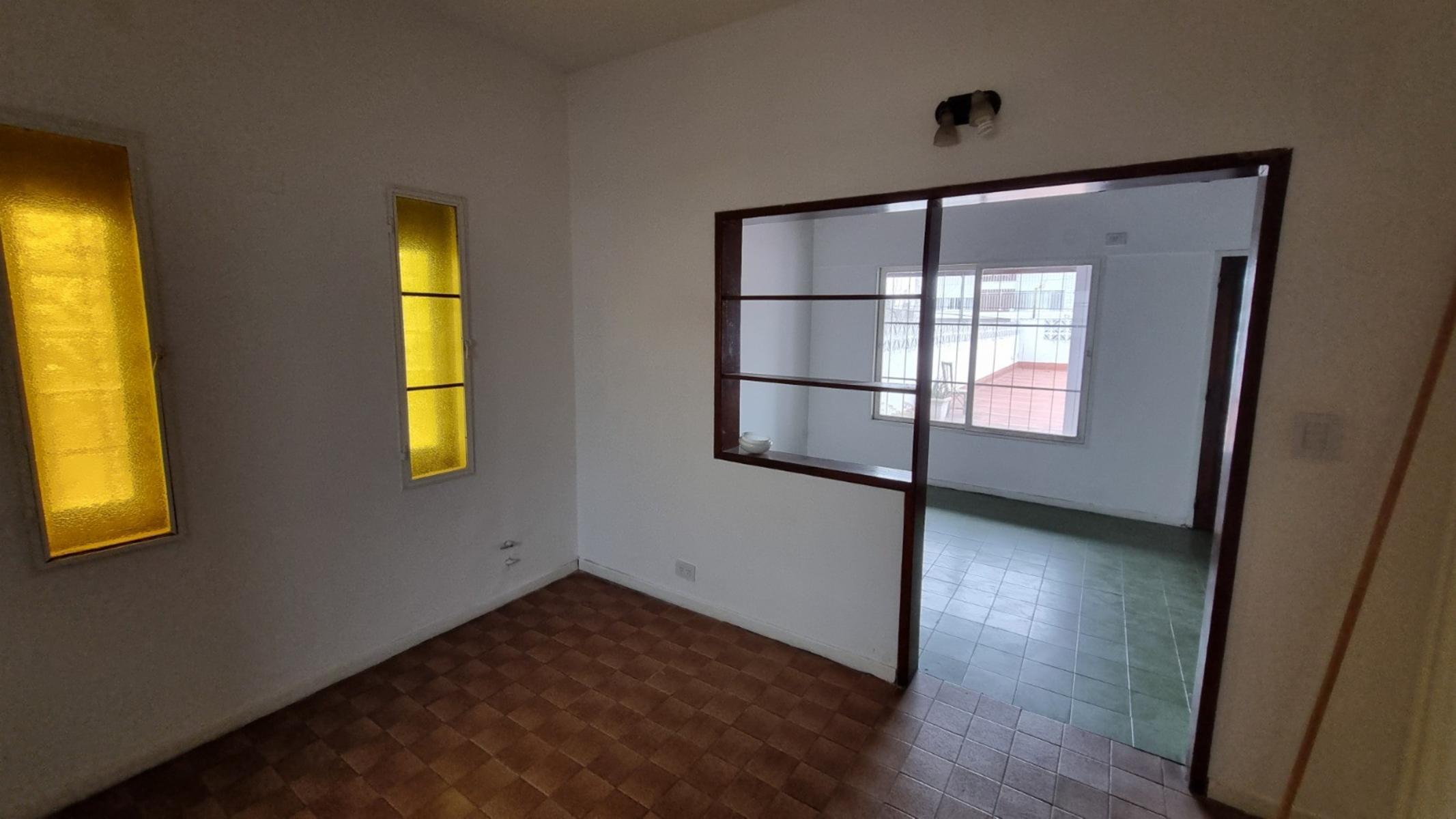 LOTE DE 360 MTS2 Y DEPOSITO - V BALLESTER — foto 5