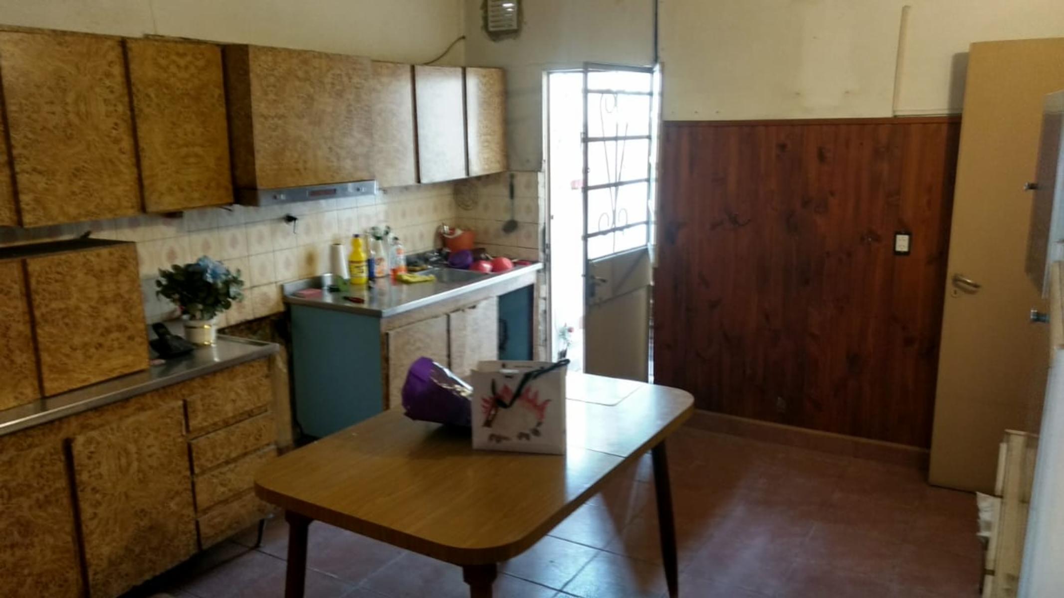 CASA 3 AMB CON AMPLIO PATIO Y COCHERA - 11 DE SEPTIEMBRE — foto 12