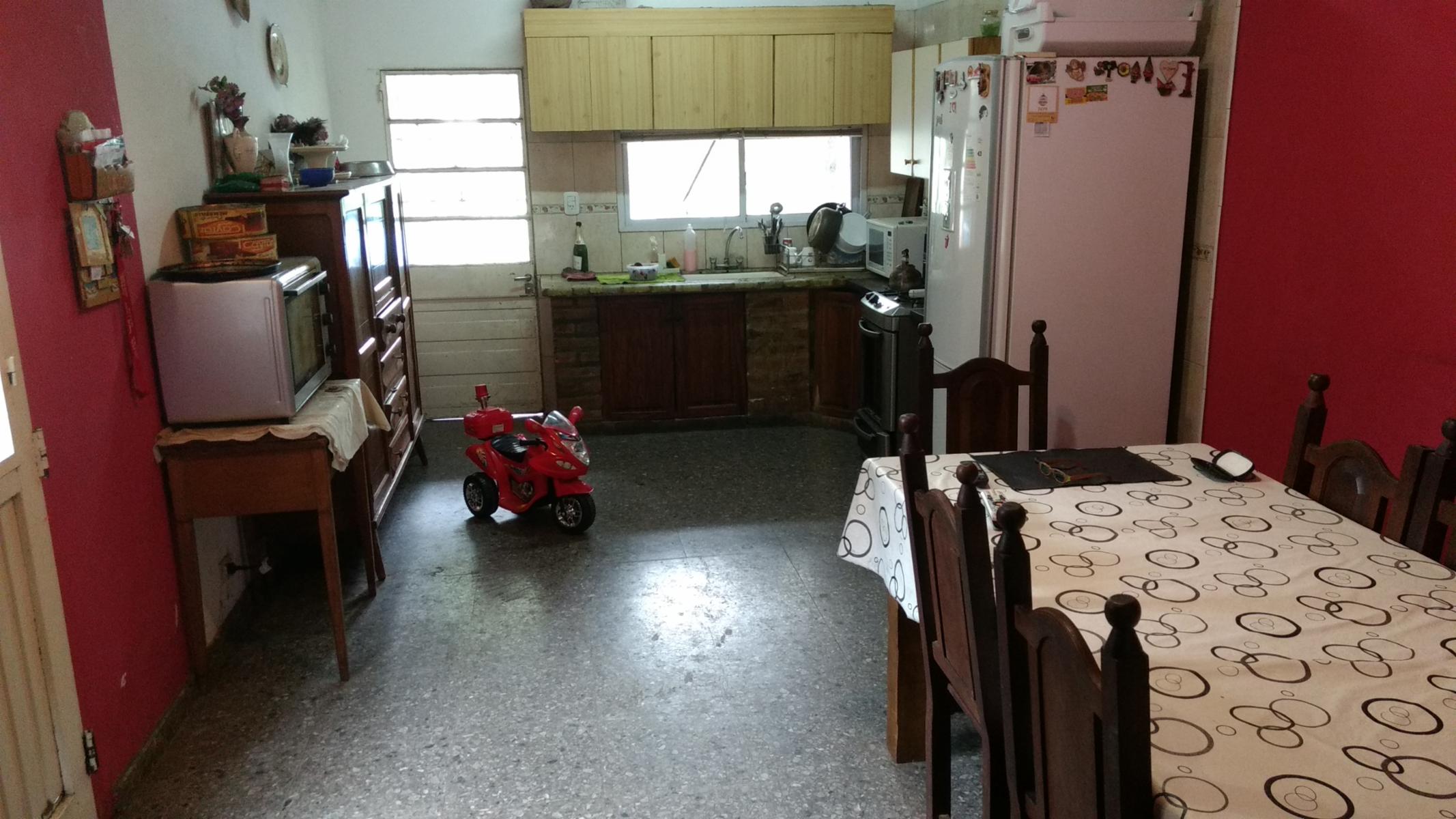 Casa 3 amb con cochera y amplio fondo - Billinghurst - San Martin — foto 4