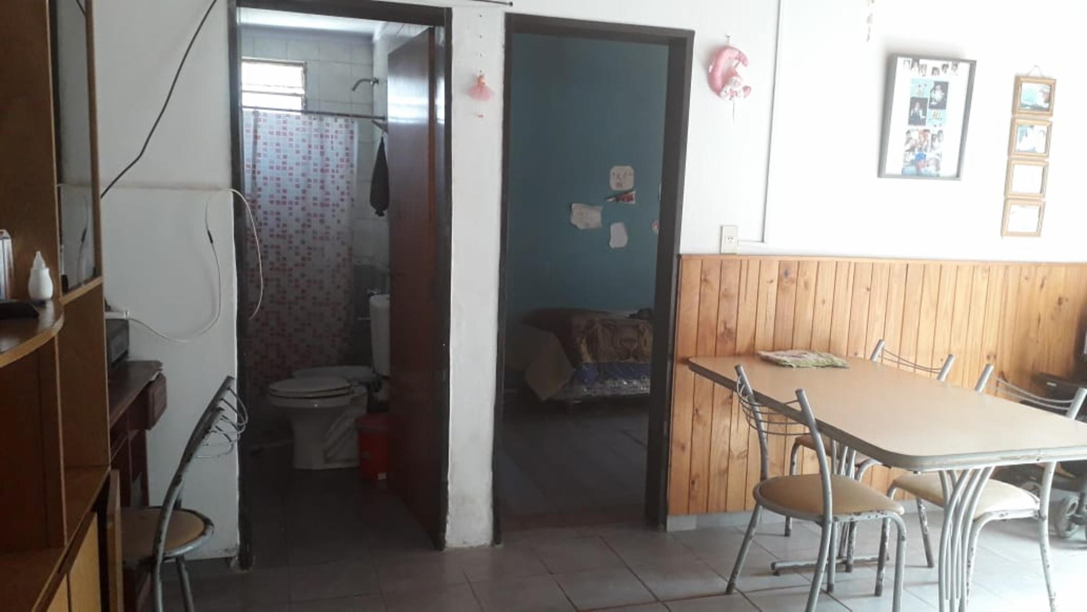 GRAN EMPRENDIMIENTO IDEAL VARIAS FAMILIAS O RENTA ANUAL 4 DEPARTAMENTOS 3 AMB C/U - VENTA EN BLOCK O POR UNIDAD DESDE U$S 45.000 - 5