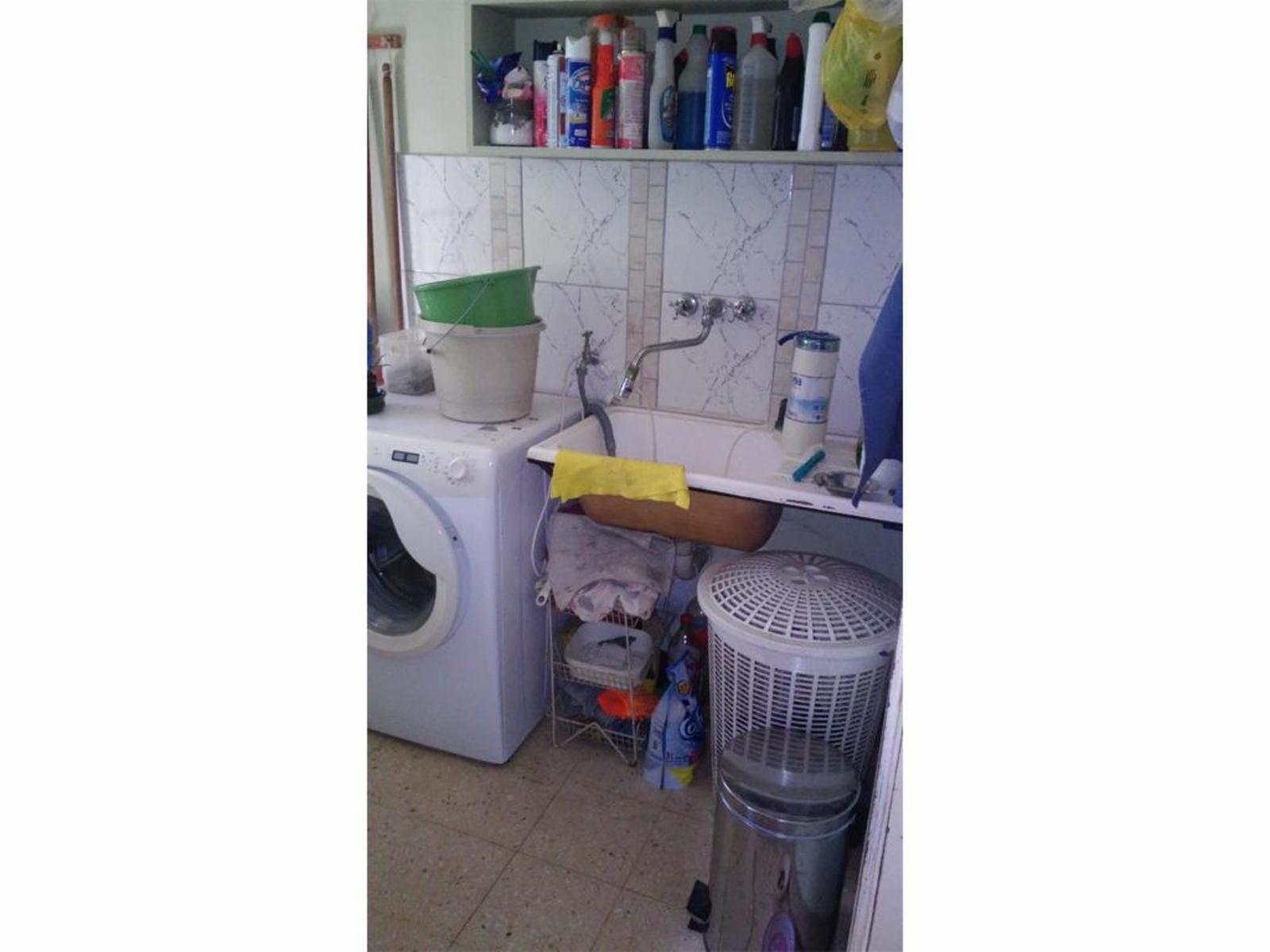 Amplio chalet de 5 amb con garage y terraza + depto 2 amb - Villa Ballester