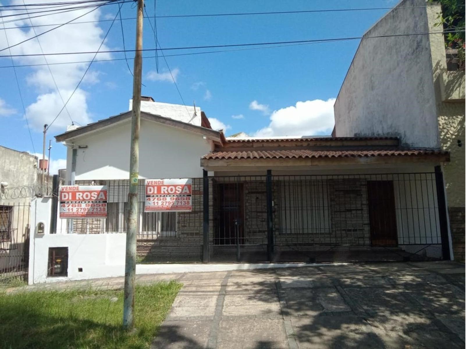 Amplio chalet de 5 amb con garage y terraza + depto 2 amb - Villa Ballester — foto 6