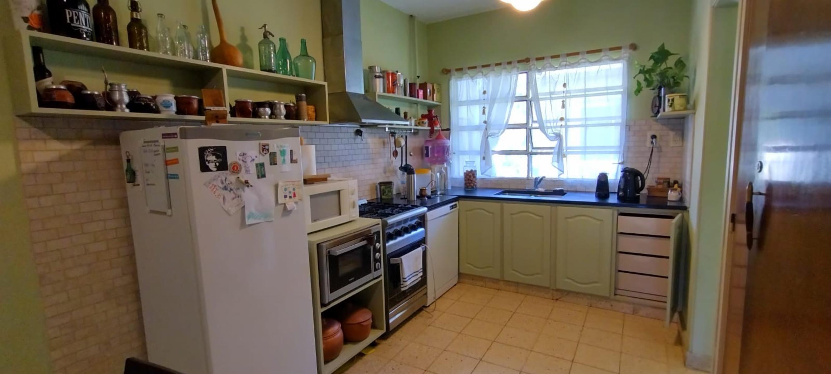 Amplio chalet de 5 amb con garage y terraza + depto 2 amb - Villa Ballester — foto 12