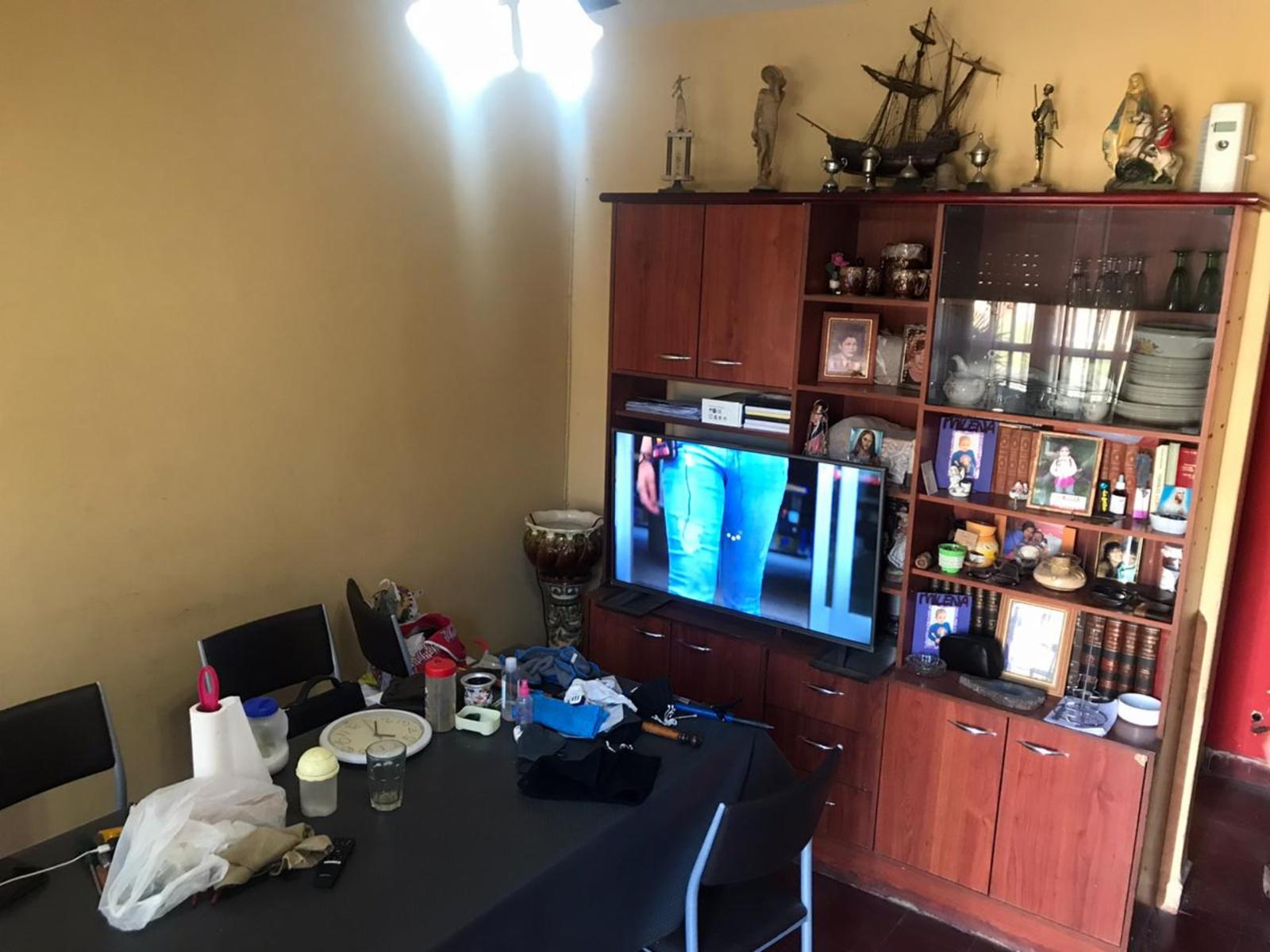 CASA 3 AMB CON GARAGE, JARDIN AL FRENTE Y PATIO TRASERO — foto 5