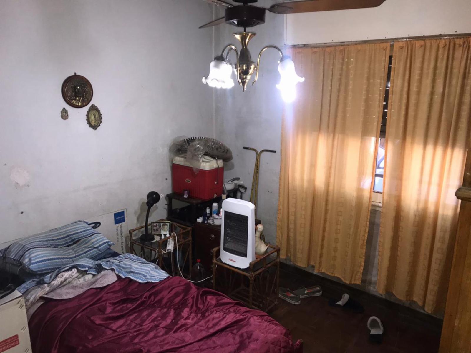 CASA 3 AMB CON GARAGE, JARDIN AL FRENTE Y PATIO TRASERO — foto 8