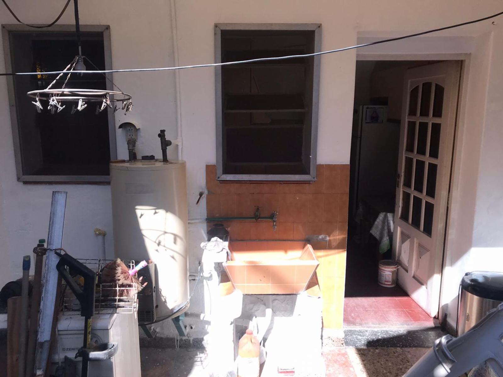 CASA 3 AMB CON GARAGE, JARDIN AL FRENTE Y PATIO TRASERO — foto 13