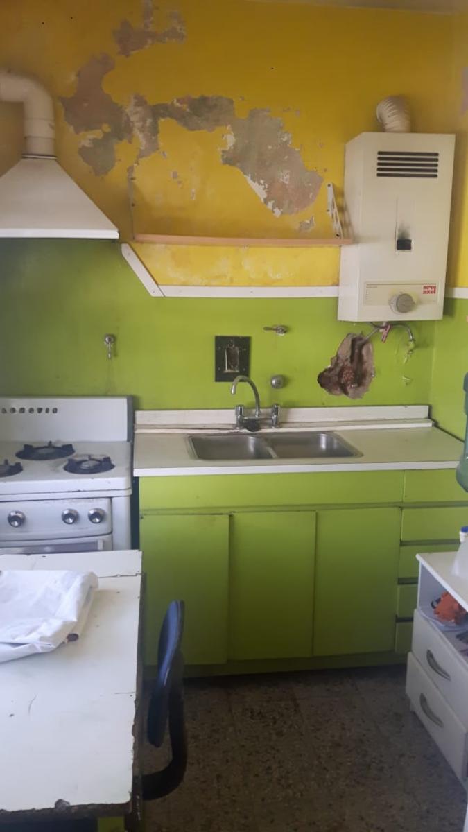 CASA EN LOTE PROPIO - 350m2 - VENTA — foto 5