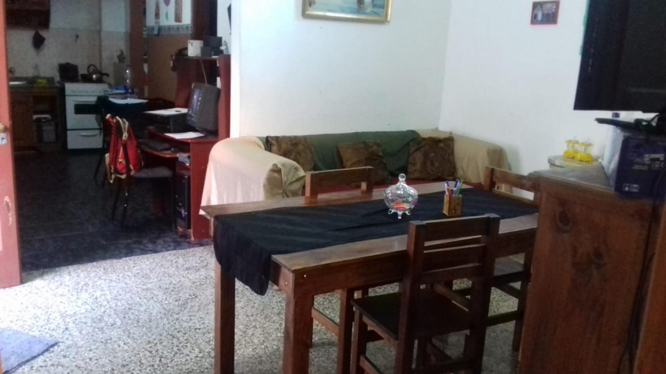 Permuta Ph 3 amb con cochera, patio y terraza propia - Villa Ballester