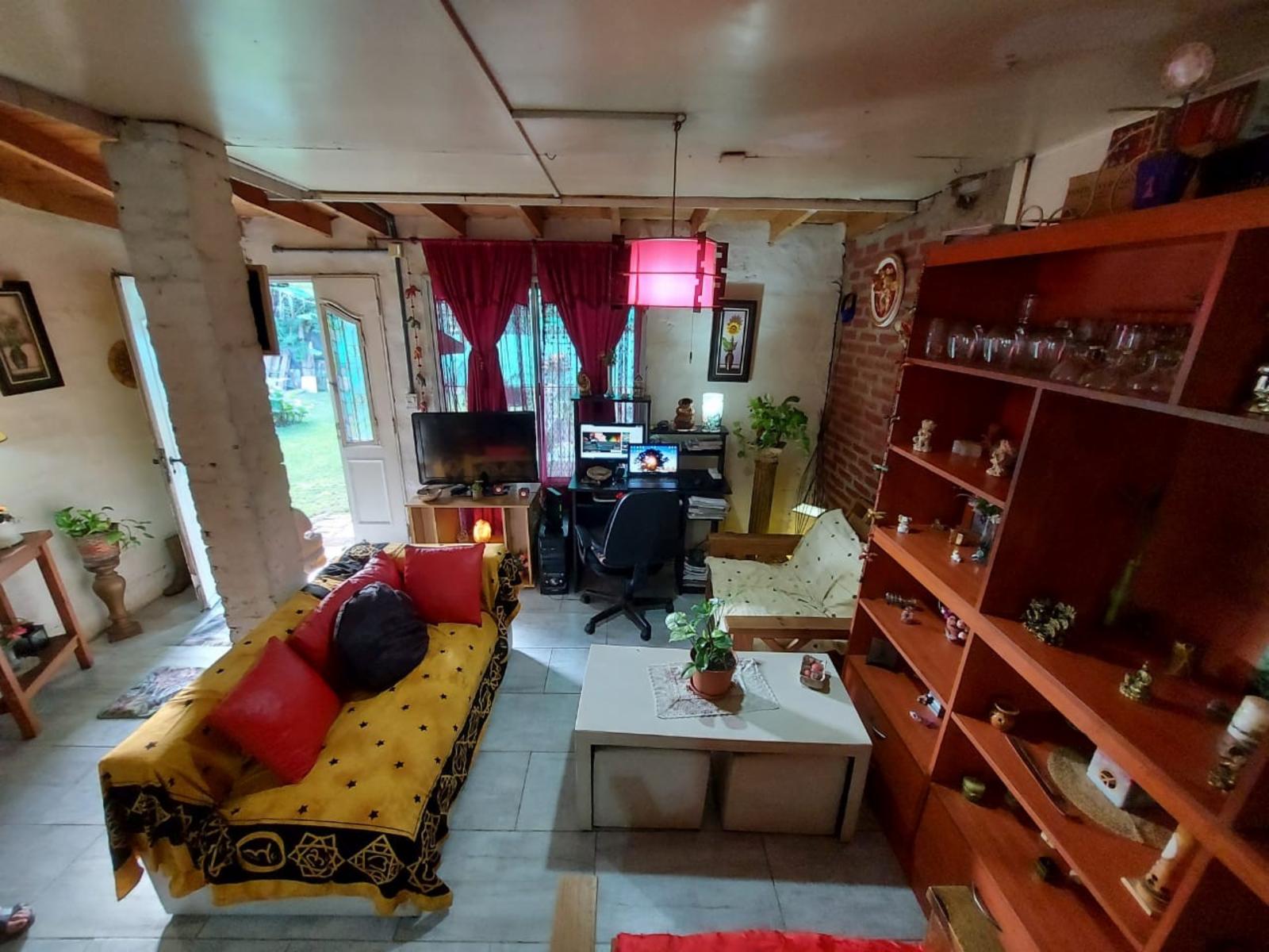 IMPECABLE PREMOLDEADA SOBRE LOTE PROPIO DE 200M2 — foto 3