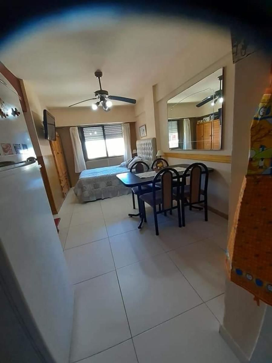 Monoambiente en pleno centro de San Clemente del Tuyú - Venta — foto 2
