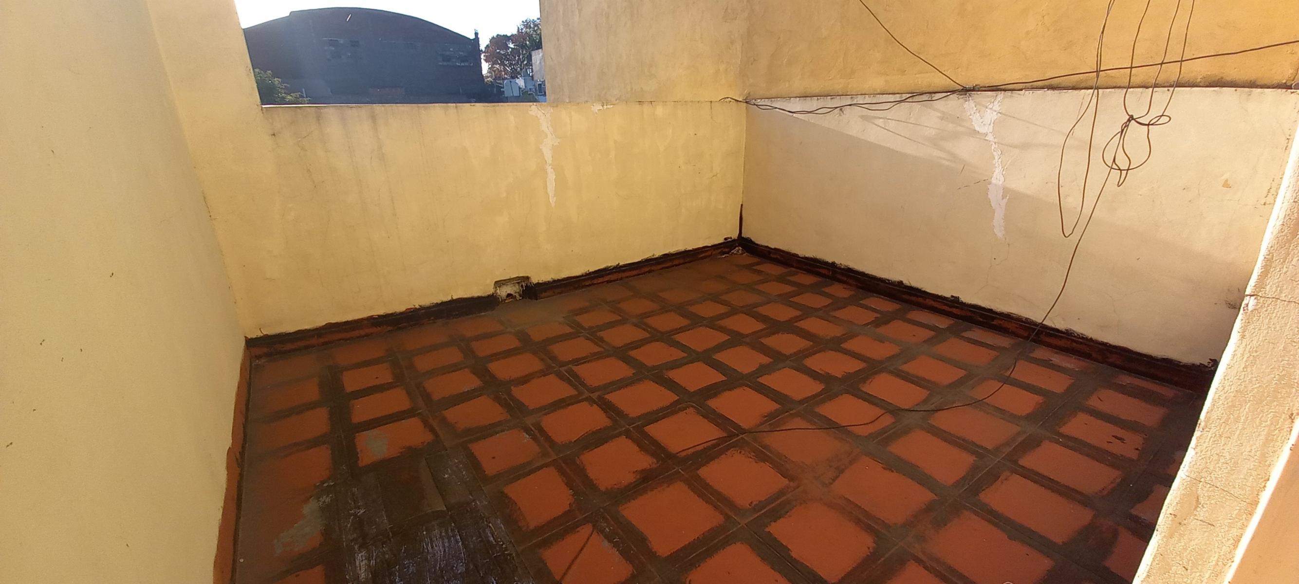 Venta en block: 3 viviendas de 3 amb + 2 de 2 amb - Villa Ballester — foto 8
