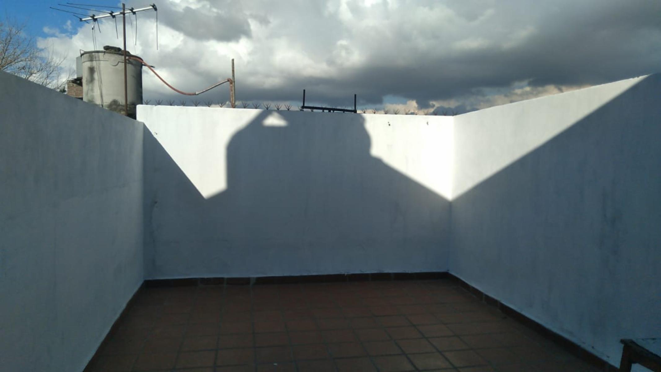 EXCELENTE PH 4 amb, 80 mts2 con posibilidades cochera - Villa Ballester — foto 9