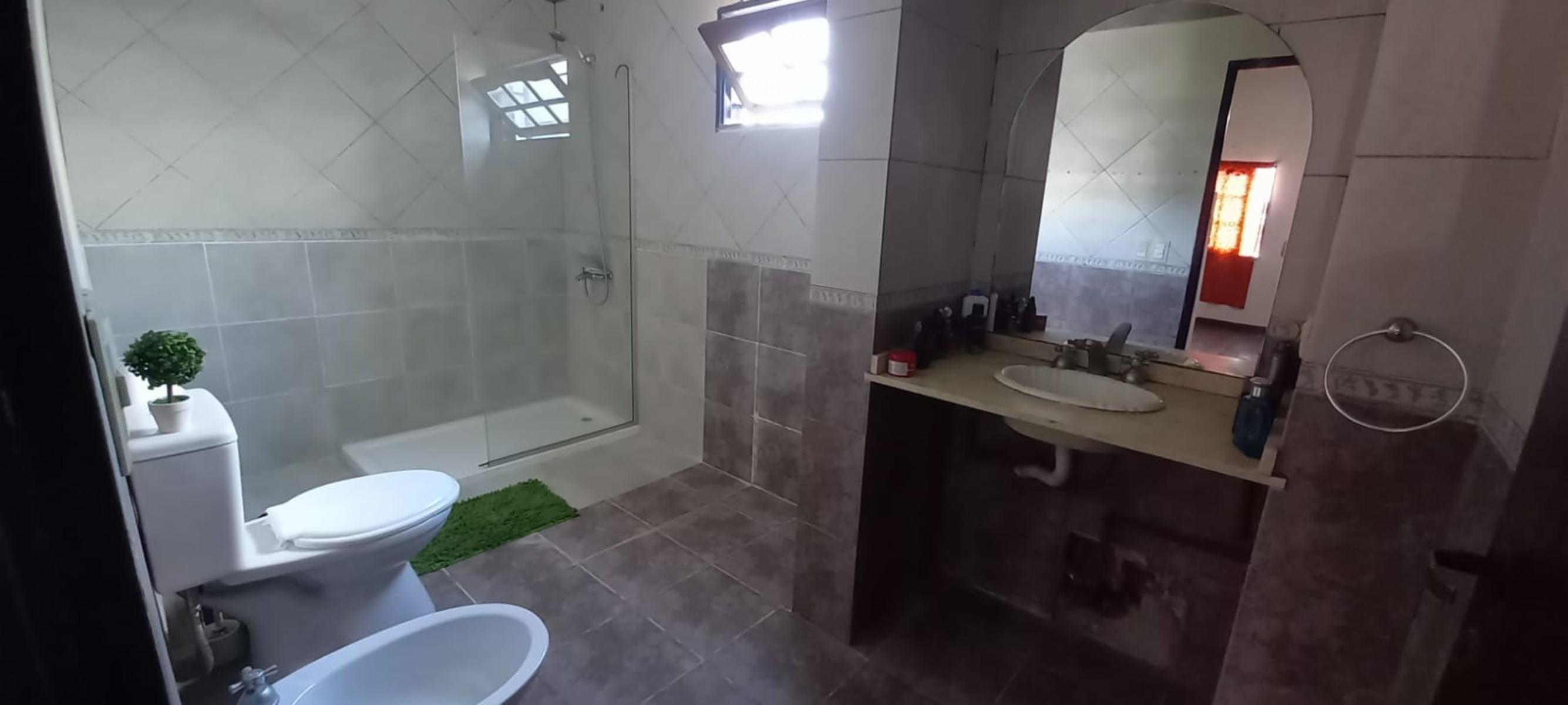 EXCELENTE PH 4 amb, 80 mts2 con posibilidades cochera - Villa Ballester — foto 14