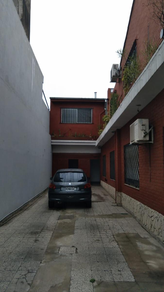 SAN MARTIN (Zona Jumbo) - EXCELENTE PROPIEDAD MULTIFAMILIAR 8 AMB IMPERDIBLE — foto 10