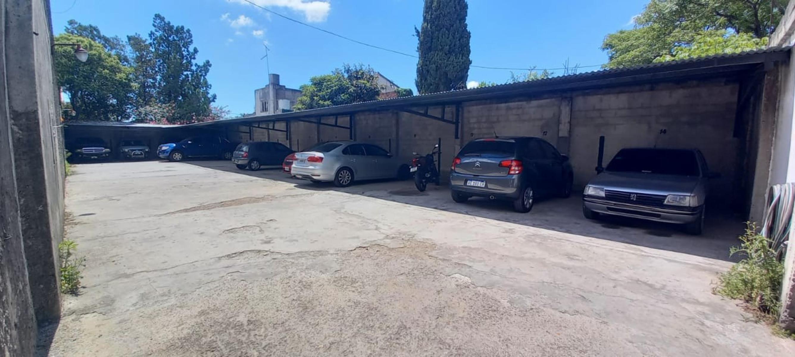 PERMUTA/FINANCIACIÓN - VENTA DE TERRENO 338 MTS CON MEJORAS - VILLA BALLESTER — foto 2