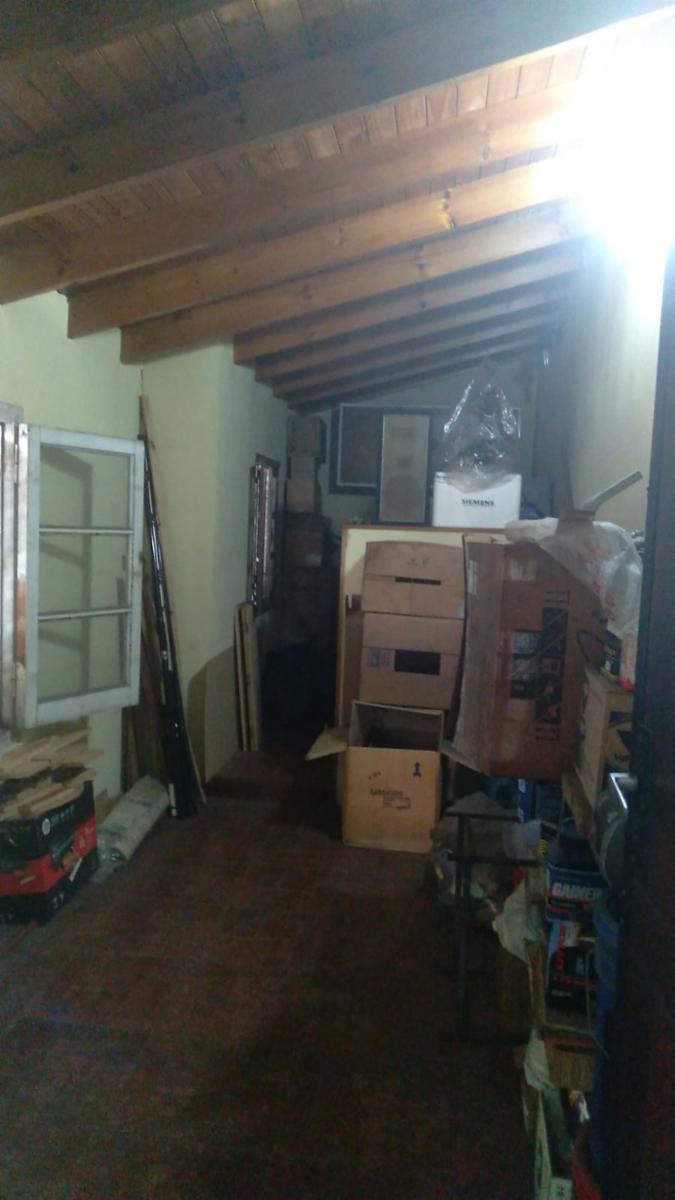 EXCELENTE GALPON 224 Mts2 EN VILLA BALLESTER IDEAL DEPOSITO o TALLER DEL AUTOMOTOR — foto 5