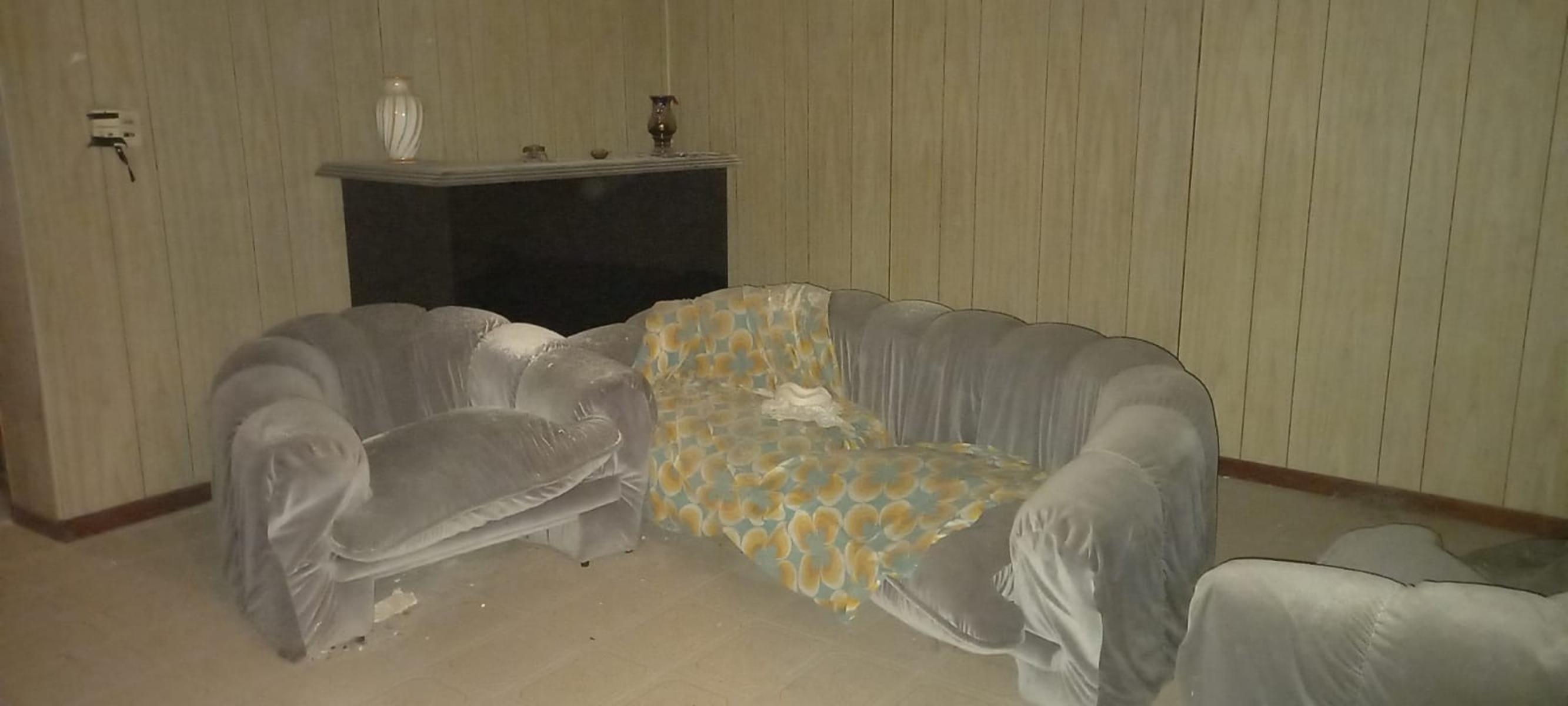 VENTA EN BLOQUE: 2 PROPIEDADES EN 250 MTS2 CUBIERTOS - VILLA BALLESTER