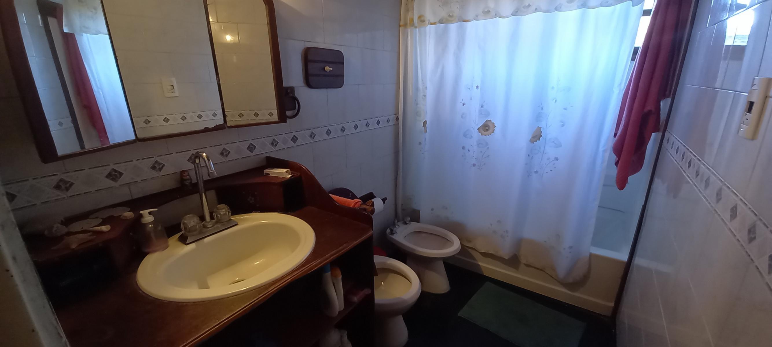 Casa con piscina, 6 ambientes - José León Suarez — foto 8