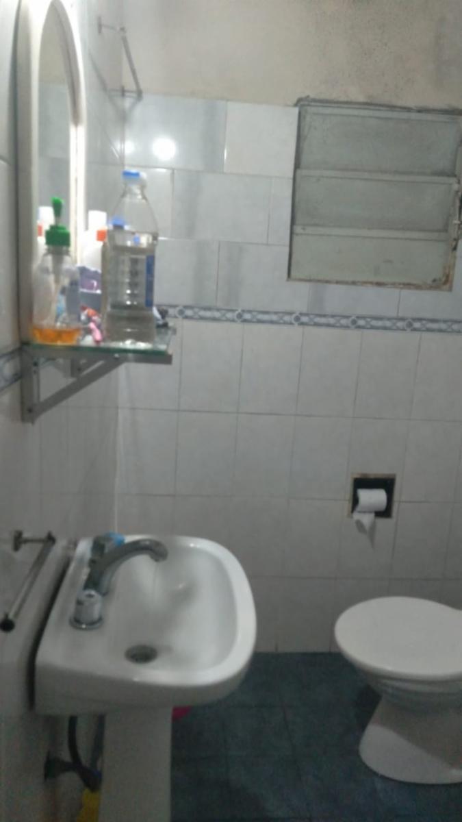 REGIA PROPIEDAD MULTIFAMILIAR con AMPLIO FONDO LIBRE en BILLINGHURTS 130 Mts2 Cub s/ LOTE 392 Mts2 — foto 14