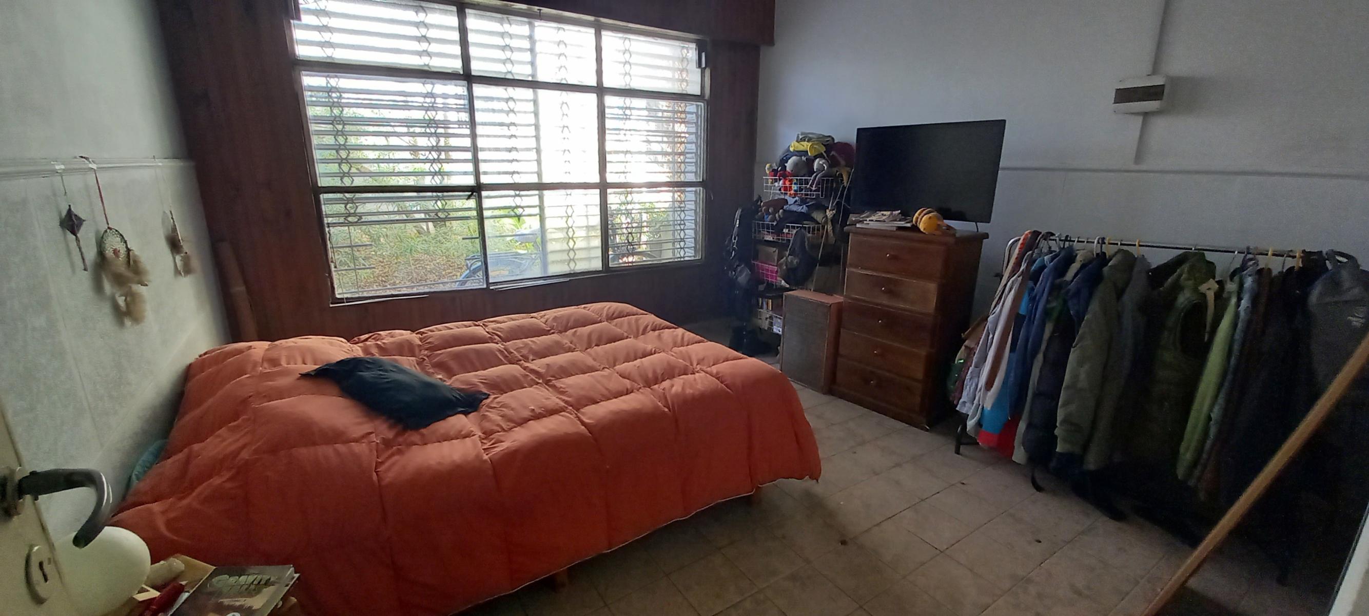 Casa de 4 ambientes con 2 locales - Villa Ballester — foto 12