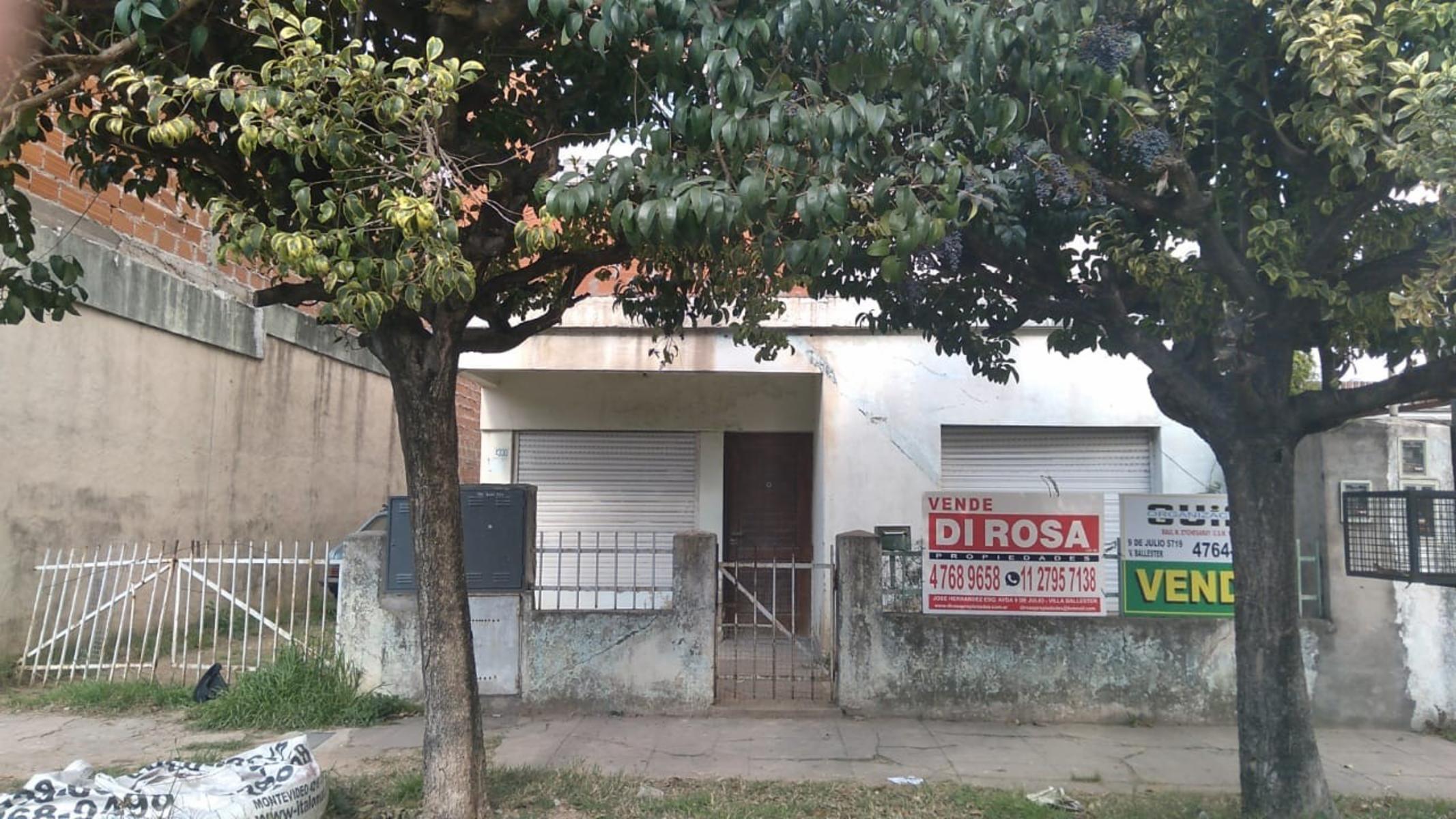 CASA 3 amplios AMB con FONDO LIBRE y posibilidad de Cochera en VILLA BALLESTER — foto 2