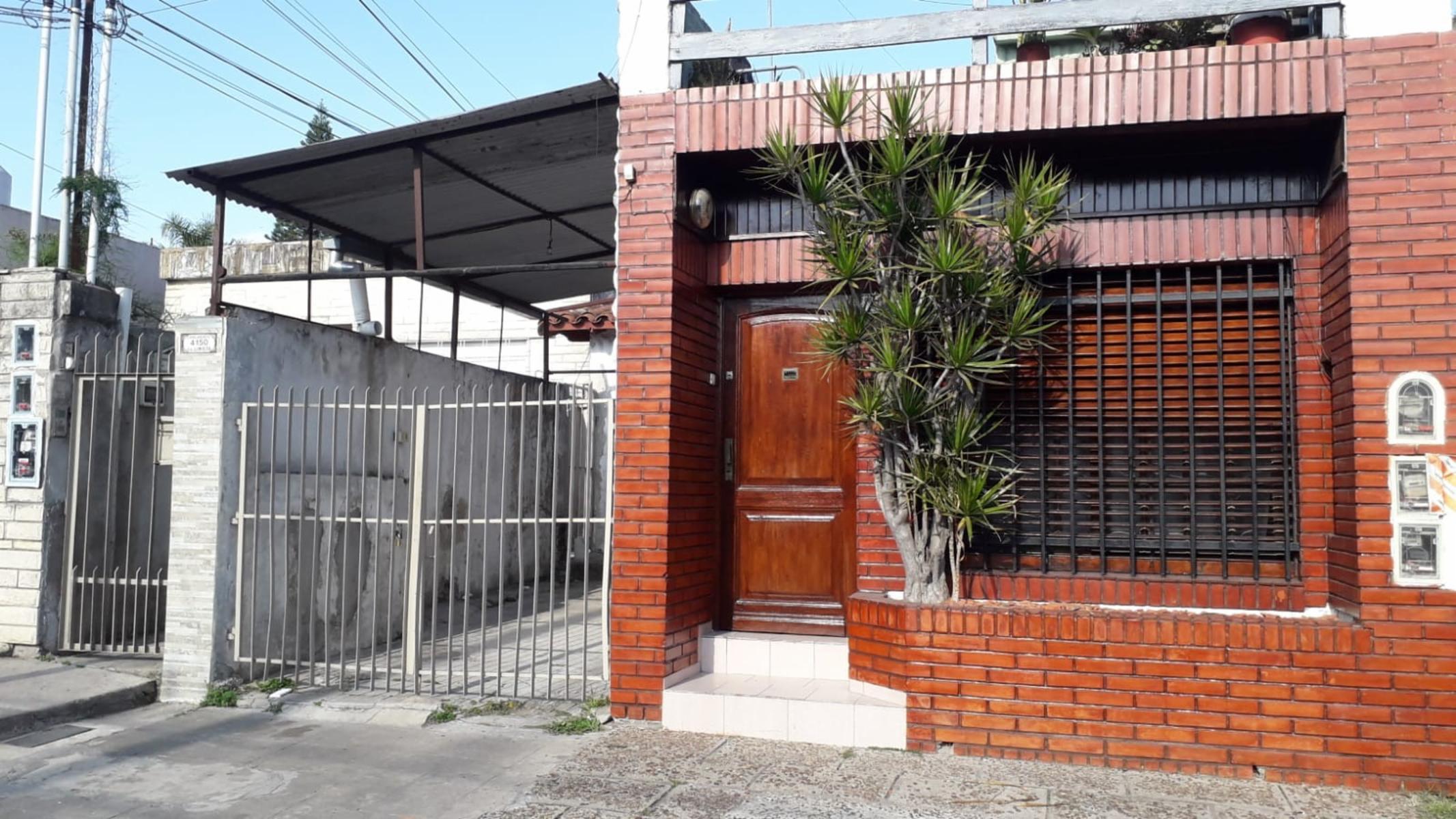 EXCELENTE DEPTO TIPO CASA PTA BAJA 2 AMB + COCHERA en VILLA BALLESTER ... — foto 4