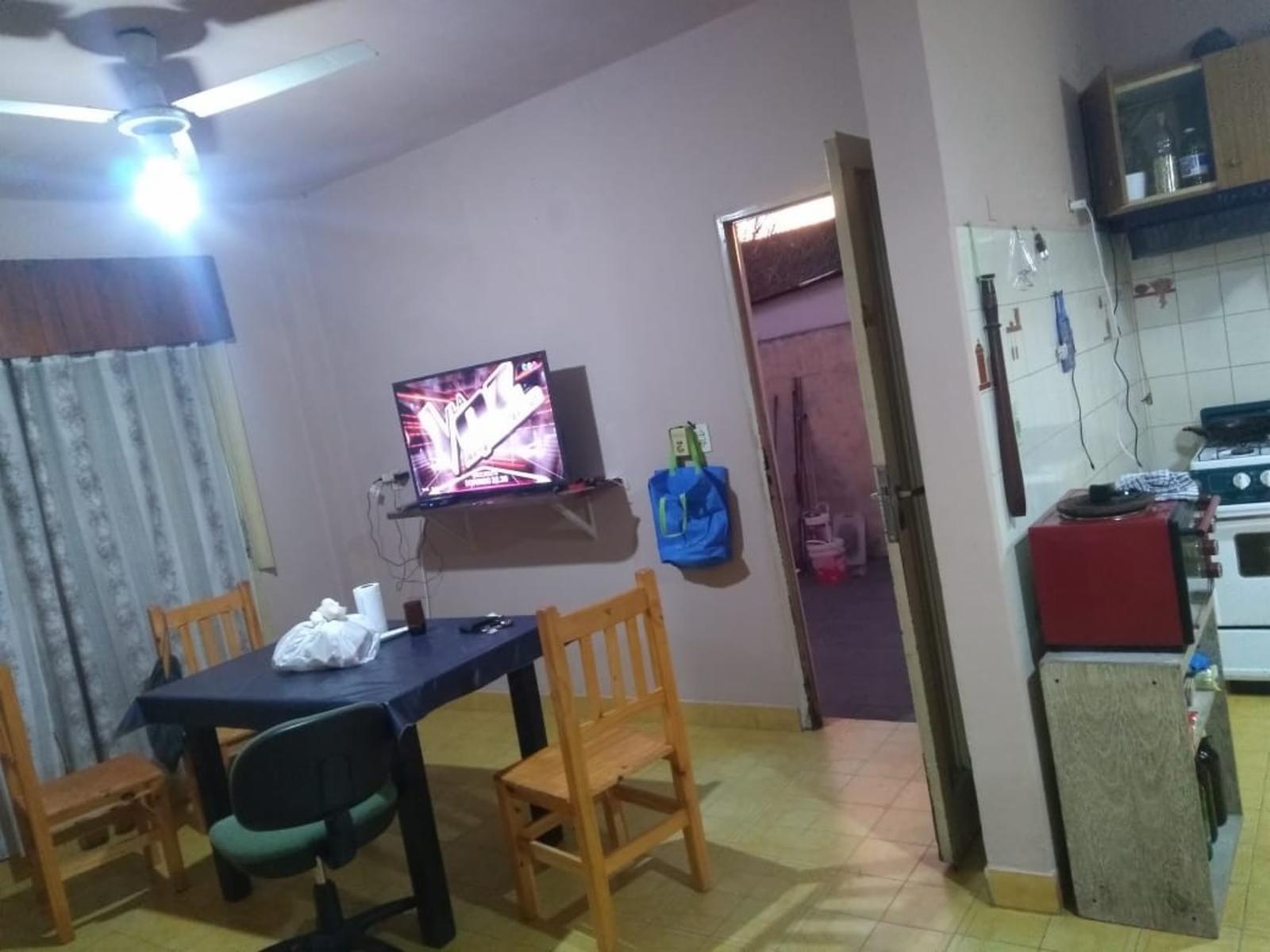 RELEVANTE PROPIEDAD IDEAL PARA 2/3 FAMILIAS EN UN VALOR UNICO GRAN OPORTUNIDAD en JOSE LEON SUAREZ — foto 8