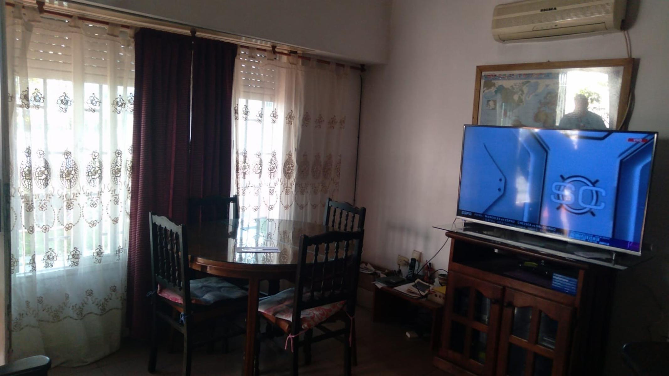 EXCELENTE PH 3 AMB TIPO CASA C/ GARAGE y TERRAZA c/ DEPENDENCIAS y pxmo AVDAS en SAN MARTIN