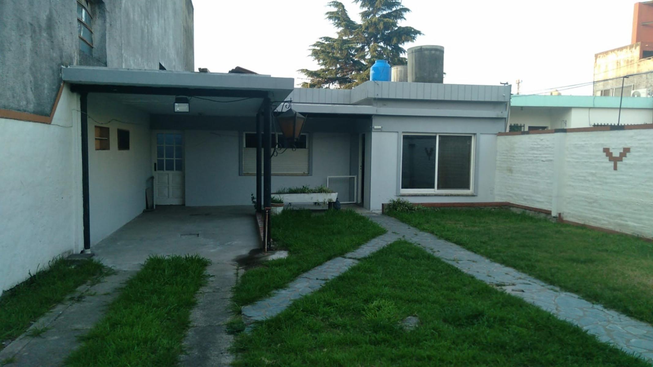 EXCELENTE MEGAPROPIEDAD 2 IMPECABLES PROPIEDADES 3 AMB c/u + REGIO LOCAL APROVECHABLE s/ LOTE 500 Mts2 en LOMA HERMOSA — foto 13