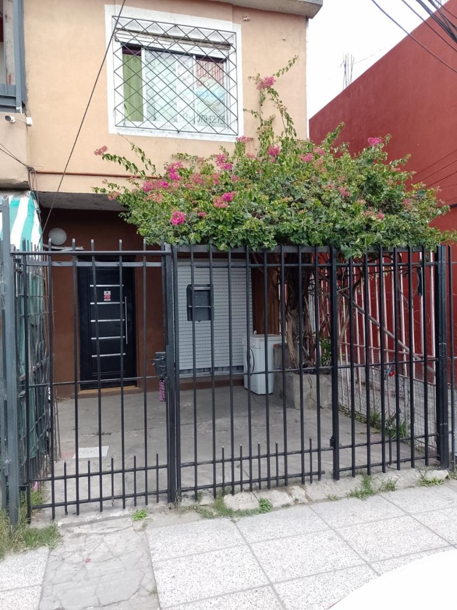 IMPECABLE PROPIEDAD IDEAL 2 FAMILIAS sobre AVDA PRINCPAL en BARRIO LIBERTADOR — foto 5