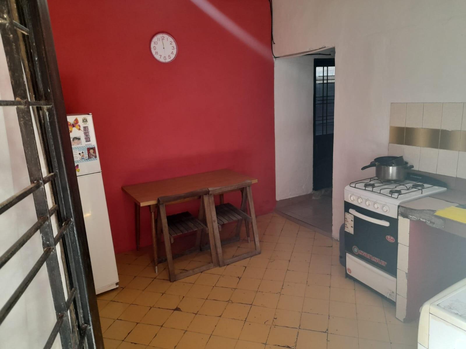 IMPECABLE PROPIEDAD IDEAL 2 FAMILIAS sobre AVDA PRINCPAL en BARRIO LIBERTADOR — foto 6