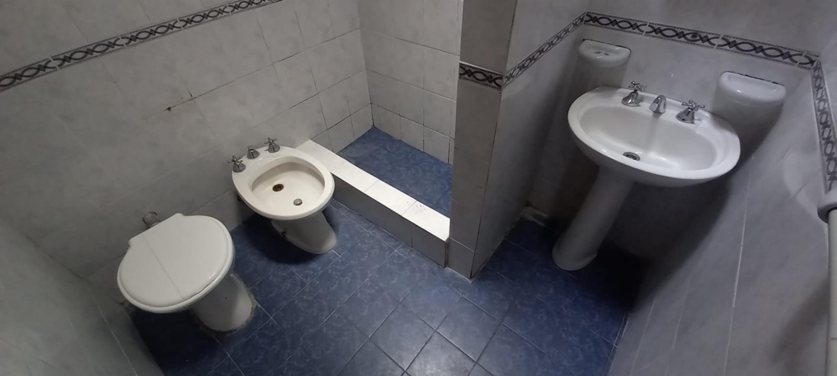 ph frente tipo casa 3 ambientes con posibilidad de cochera