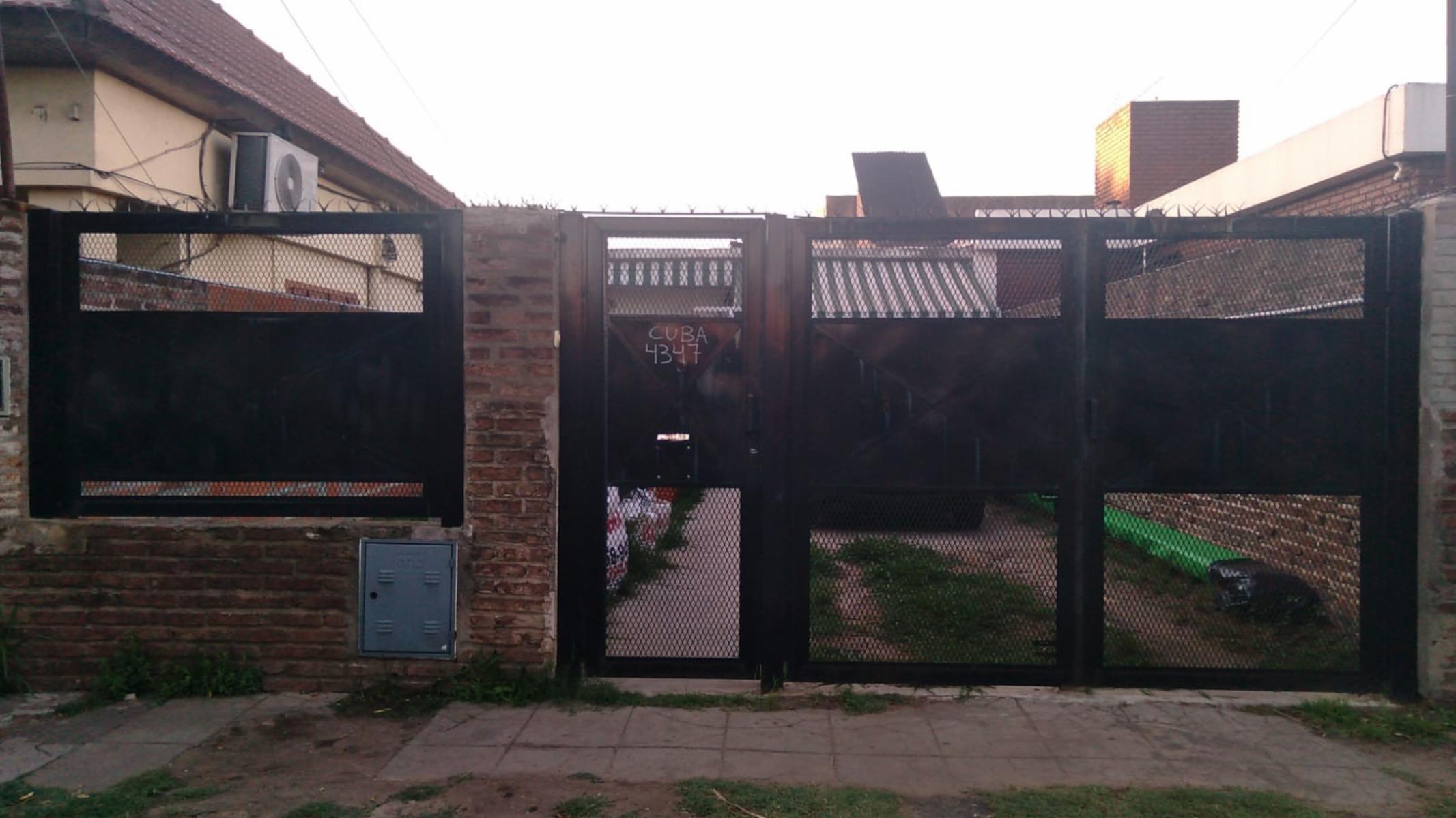 EXCELENTE CASA 3 ELEGANTES AMBIENTES en puneto estrtategico de VILLA BALLESTER ... — foto 3