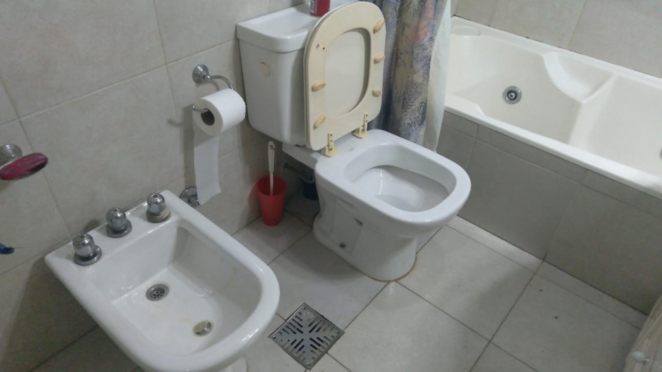 EXCELENTE DEPTO PTA BAJA FRTE 2 AMPLIOS AMB c/ PATIO c/ PARRILLA en VILLA DEVOTO — foto 4