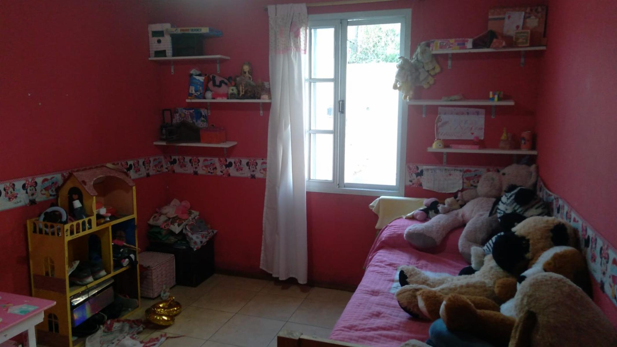 EXCLENTISIMA y LUJOSA PROPIEDAD con PROYECCION FUTURA, 3 AMPLIOS AMB y PILETA en ALTOS DE PODESTA — foto 8